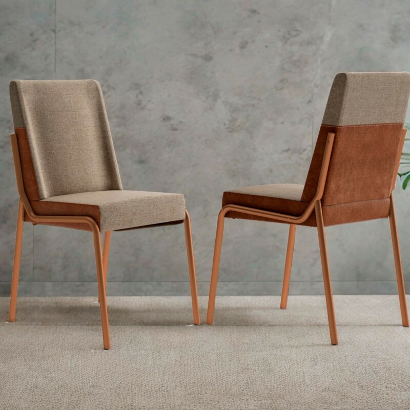 CJ 02 CADEIRAS CARRARO HUG 1749 COURINO CARAMELO/AREIA C/ TUBO ROSE